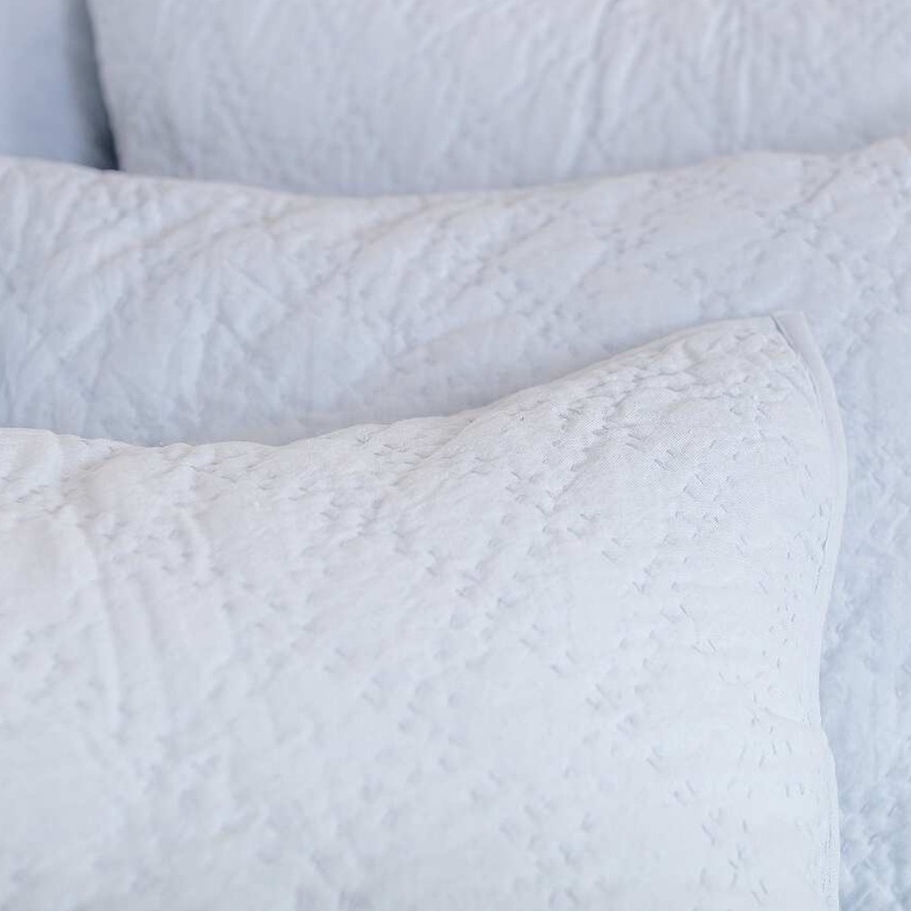 2 / Elizabeth York Sutton Fog Standard Sham